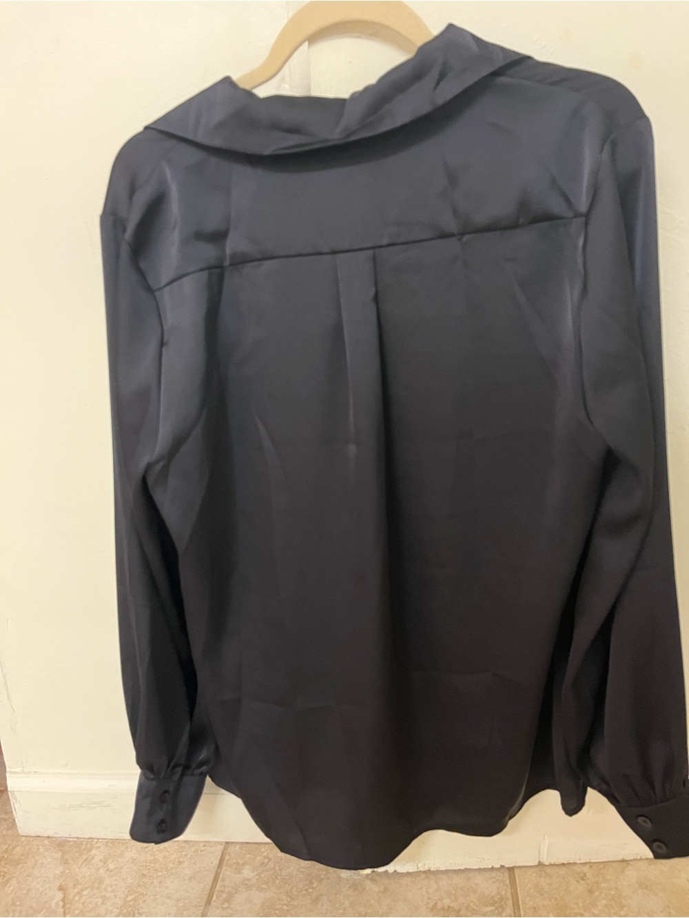 Grace Karin Black Satin Collared Blouse - Picture 2 of 2
